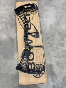 NEW Bowtech Justice Black Right Hand 70# 25.5-31" - Picture 1 of 6