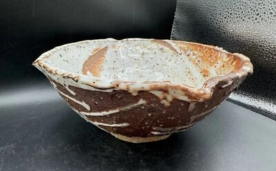 Japanese Shino Glaze Textured Brown White Spouted Art Pottery Bowl Signed 9.5” - Image 1 of 4