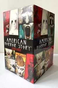 AMERICAN HORROR STORY STAGIONI- COFANETTO dalla 1 a 8 Complete - DVD ITA - Foto 1 di 3