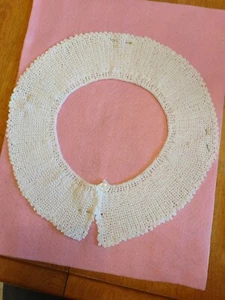 Hand Made Women's Crochet Collar Pearl Button 9" Ivory Excellent Pinned On Felt - Picture 1 of 4