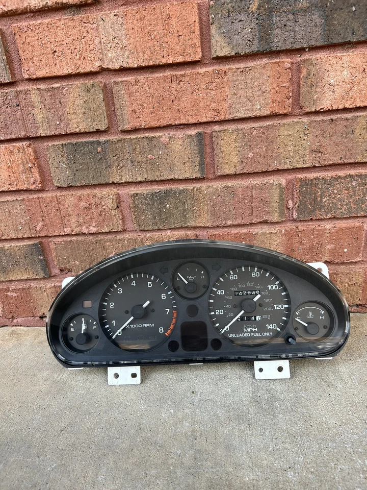 Cuadro de instrumentos velocímetro manual Mazda Miata MX-5 1994-1996 142 k (7293) 88D Foto 1 de 4