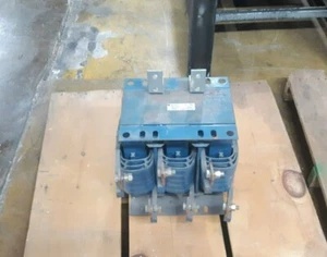 Allen-Bradley 1321-3R750-C Line Reactor - Picture 1 of 5