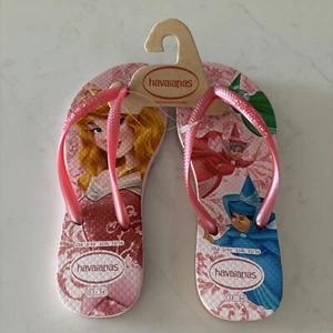 Havaianas Kids Disney Flip Flops Size 3/4Y 33-34 35/36 Princess Aurora - Foto 1 di 3