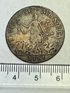 1581 Elizabethan Dated Jetton or Medal - “As Man Goes Currency??” (E313) - Picture 1 of 2