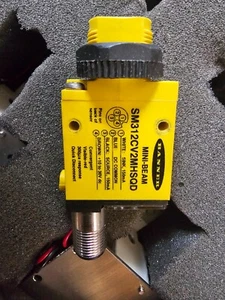 one new BANNER photoelectric switch SM312CV2MHSQD - Picture 1 of 7