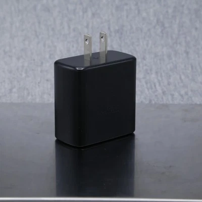 Cargador Original Samsung 45W USB-C para Galaxy S22 S23+ S24 Ultra  Foto 1 de 4