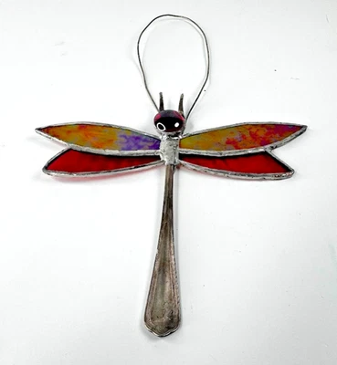 Atrapasol decorativo libélula de vitral y metal vintage hecho de tenedor Foto 1 de 4