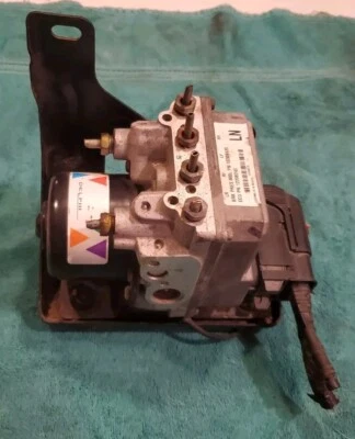 ABS 防锁制动泵 02 03 04 雪佛兰 Monte Carlo 雪佛兰 Impala 3.8L 升 — 第 1/4 张图片