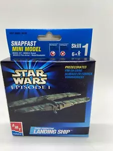 1999 AMT ERTL Star Wars Episode 1 Mini Snapfast Trade Federation Landing Ship - Picture 1 of 2