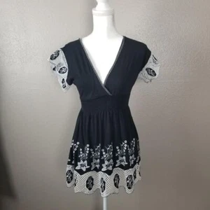 Vertigo Paris Women's S Black/White Embroidered & Lace Trimmed Mini Dress - Picture 1 of 6
