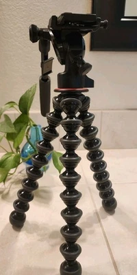 JOBY 5K GorillaPod Tripod w/ Video Pan Head, Heavyduty - Image 1 of 4