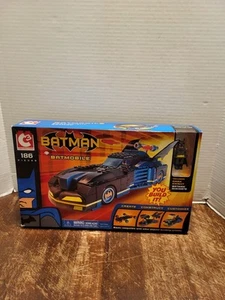 ART ASYLUM C3 / COSTRUZIONE BATMOBILE 186 Pezzi Nuovo Cavaliere Oscuro - Foto 1 di 13