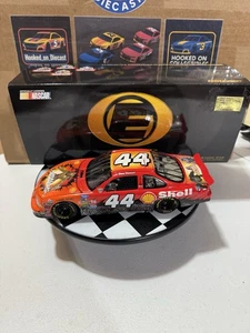 Tony Stewart ELITE #44 Shell Small Soldiers 1998 1/24 Pontiac Nascar Diecast - Picture 1 of 14