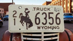Wyoming License Plate 1978 Tag # 21-6356 Brown/White Truck Garage Decor GUC - Picture 1 of 1