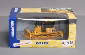 First Gear 50-3148 1:50 U.S. Forest Service Komatsu D51EX Crawler Dozer - Picture 1 of 3