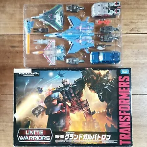 Transformers Unite Warriors UW06 Grand Galvatron Takara Tomy - Picture 1 of 4