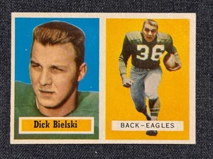 1957 TOPPS FOOTBALL CARD #13 RICHARD DICK BIELSKI EAGLES EXMT - NRMT SHARP - Foto 1 di 2