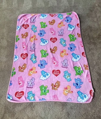 Manta Personaje Oso Rosa Cuidado Raro 60" x 44" Foto 1 de 3