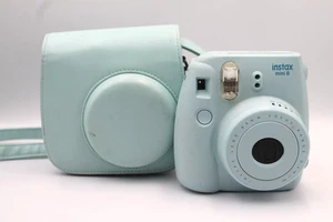 Fujifilm Instax Mini 8 Instant Camera + Case - Picture 1 of 5