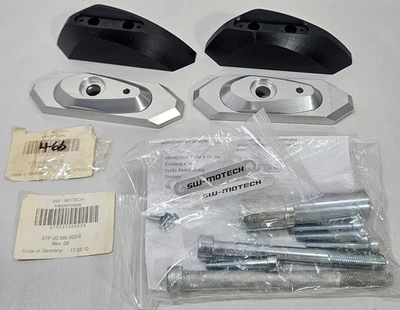 1 kit deslizante de cuadro SW-Motech para BMW F800R 2009-2014 / 800 R STP.07.590.10500/B Foto 1 de 4
