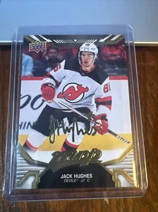 Jack Hughes 2022-23 Upper Deck MVP Gold Script Parallel #9 Devils NM-MT - Bild 1 von 6
