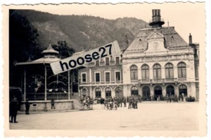 Foto WH 2.PD SR2 Platzkonzert Rathaus Morez Frankreich 26.06.1940 2.WK orig 6245 - Bild 1 von 2