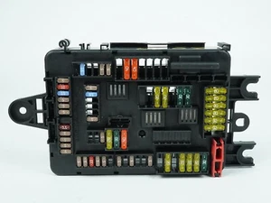 2012 - 2018 Bmw 3 Series F30 2.0L Fuse Relay Box Junction Pwoer Distribution Oem - Picture 1 of 14