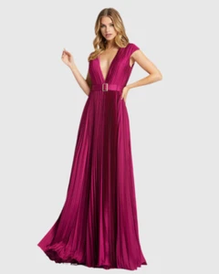 Mac Duggal NWT 26285 Pleated Plunge Neck Belted Satin Gown Size 10 - Picture 1 of 5