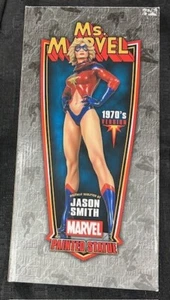 BOWEN FULL SIZE MS MARVEL 1970's Version STATUE Limited edition 425/750 (2013) - Picture 1 of 4