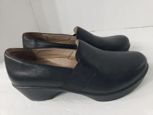 Dansko Jessica schwarze Nappaleder Blumenbesatz Clog Slipper Schuhgröße 38 / US-7,5 - Bild 1 von 9