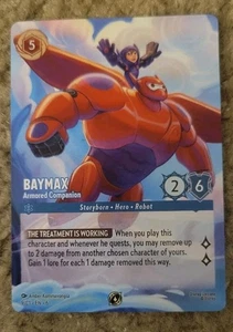 Baymax - Carta Promo Compagno Corazzato Disney Lorcana (DLPC) 9/C1 EN NON FOIL - Foto 1 di 5