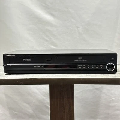 Samsung DVD-VR330 Negro VCR DVD Reproductor Grabador Piezas solo come cintas Foto 1 de 4