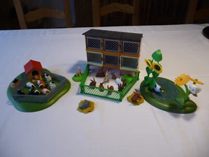 Playmobil Kleintiergehege + 6 Ställe + Teich + Zubehör - Bild 1 von 1