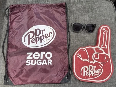 Paquete promocional Dr. Pepper - dedo de espuma, gafas de sol, bolsa con cordón Foto 1 de 4