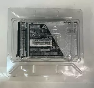 IBM 01YM582 4.8TB 2.5" NVMe FLASH CORE MODULE - Picture 1 of 2