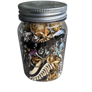 Vintage to Now Mystery Jewelry Jar 1lb 9oz All Wearable/Salable - Picture 1 of 4