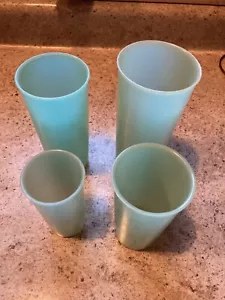 Lotto di 4 bicchieri Tupperware retrò da collezione linea Millionaire - Foto 1 di 5