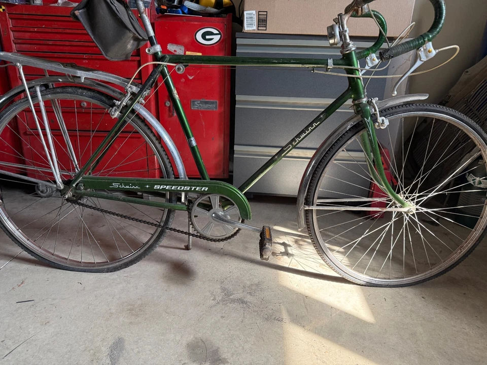 Guidão de corrida verde colegiado masculino Schwinn Speedster 3 spd bicicleta anos 70 - Imagem 1 de 1