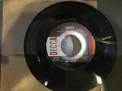  45  Red Foley - Moonlight Bay / Smiles  DECCA VG - Image 1 of 4