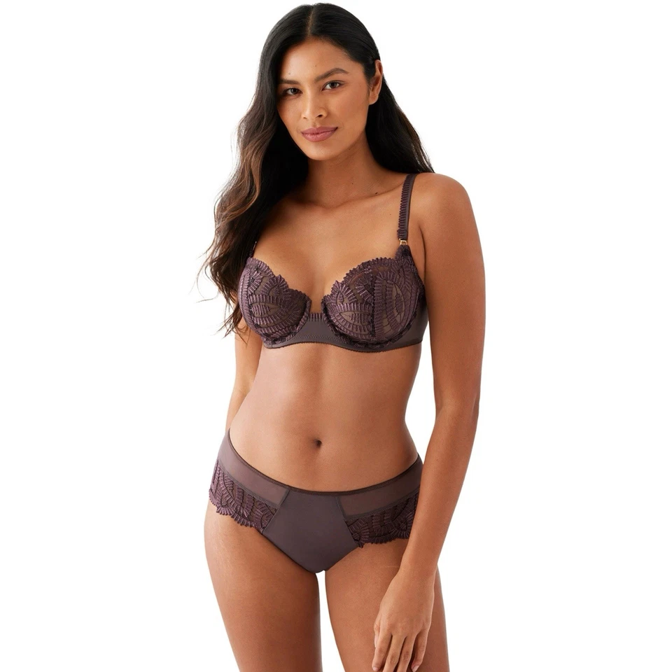 Wacoal After Dark Balconette Sujetador Tanga Bragas Conjunto de 3 piezas Ropa Interior 34D M Mediano Foto 1 de 4