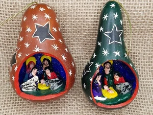 Krippe Kürbis Weihnachten Kubeln handgefertigt handbemalte Dekorationen X 2  - Bild 1 von 2