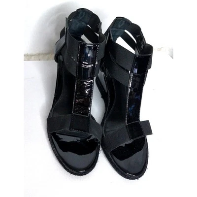 Rangoni by Amalfi Black Patent Wedge Sandal Size 8.5 - Image 1 of 4