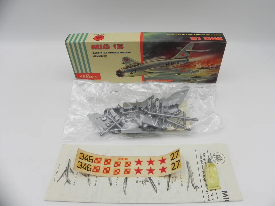 CO-MA Aermec plastic kit MIG 15 aircraft 1:72 MIB all parts in sealed bag COMA - Immagine 1 di 4