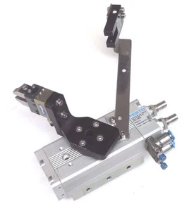 FESTO DRQD-B-16-180-Y-SRJ-A-AR-FW SEMI ROTARY DRIVE W/ SCHUNK 340010 GRIPPER - Picture 1 of 4