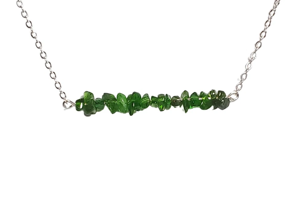 Collar con astillas de diopsido de cromo natural, collar de piedras preciosas, collar boho Foto 1 de 1