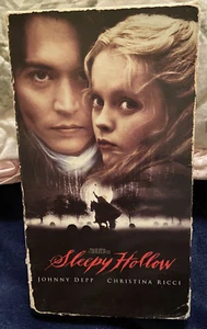 Sleepy Hollow VHS 1999 Johnny Depp, Christina Ricci - Picture 1 of 7