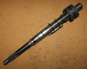 OEM Suzuki DF 60 70 HP Prop Shaft Assembly PN 57610-94520 Fits 2000-2009 & Newer - Picture 1 of 3
