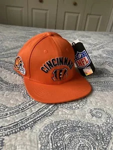 CINCINNATI BENGALS STACKED LOGO SNAPBACK HAT Pro Standard Helmet Logo NWT - Picture 1 of 12