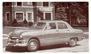 1951 FORD 4 DOOR SEDAN VINTAGE CAR DEALER ADVERTISING POSTCARD '51 FORD - Picture 1 of 2