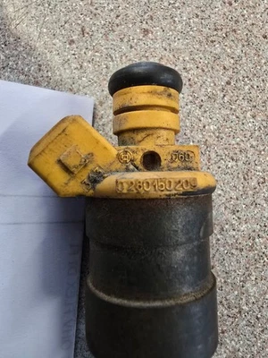 Juego de 4 inyectores de combustible Bosch 0280150209 84-85 Volvo 240/245 originales OEM - usados Foto 1 de 2